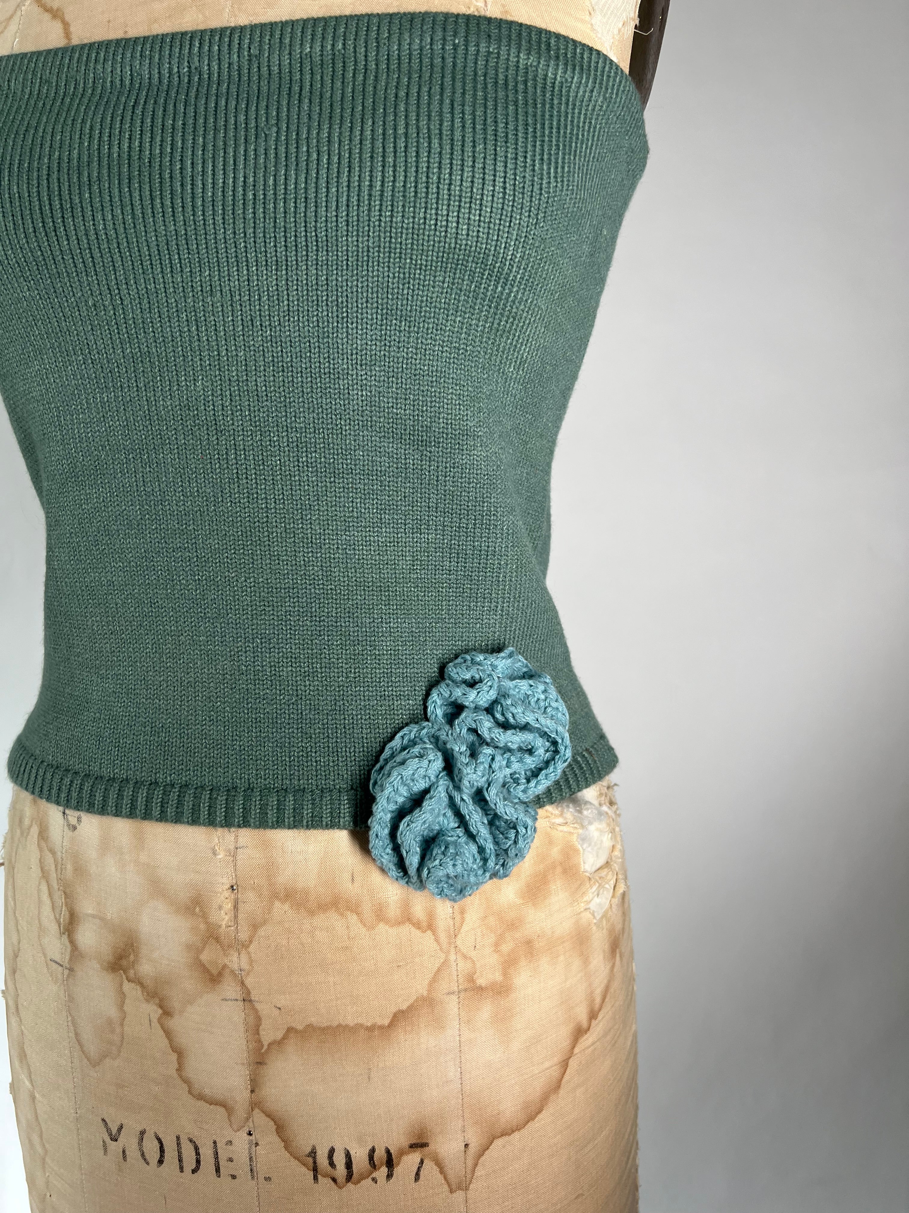 Crochet hyperboloid broach