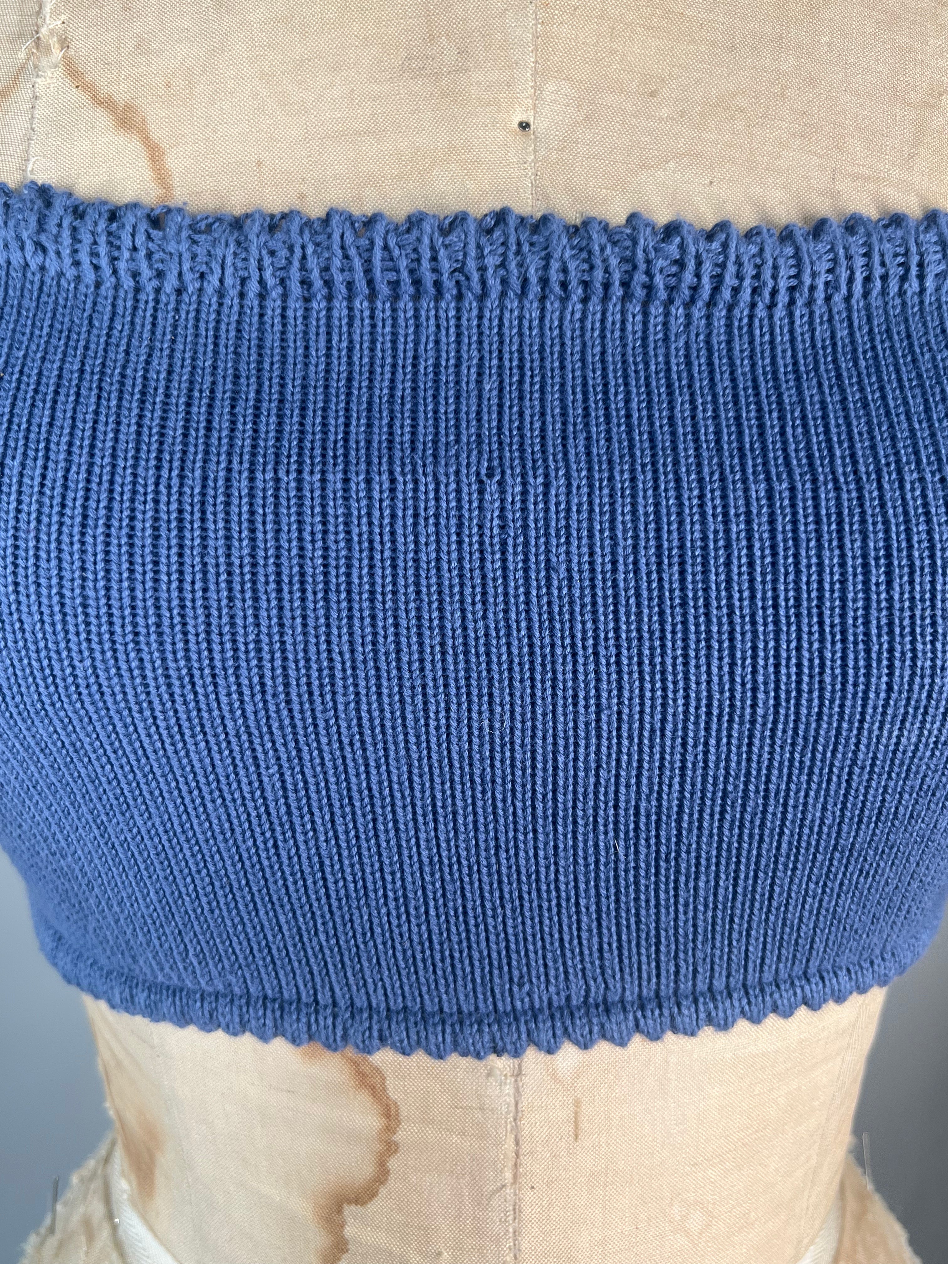 Reversible shoulder tie bra top