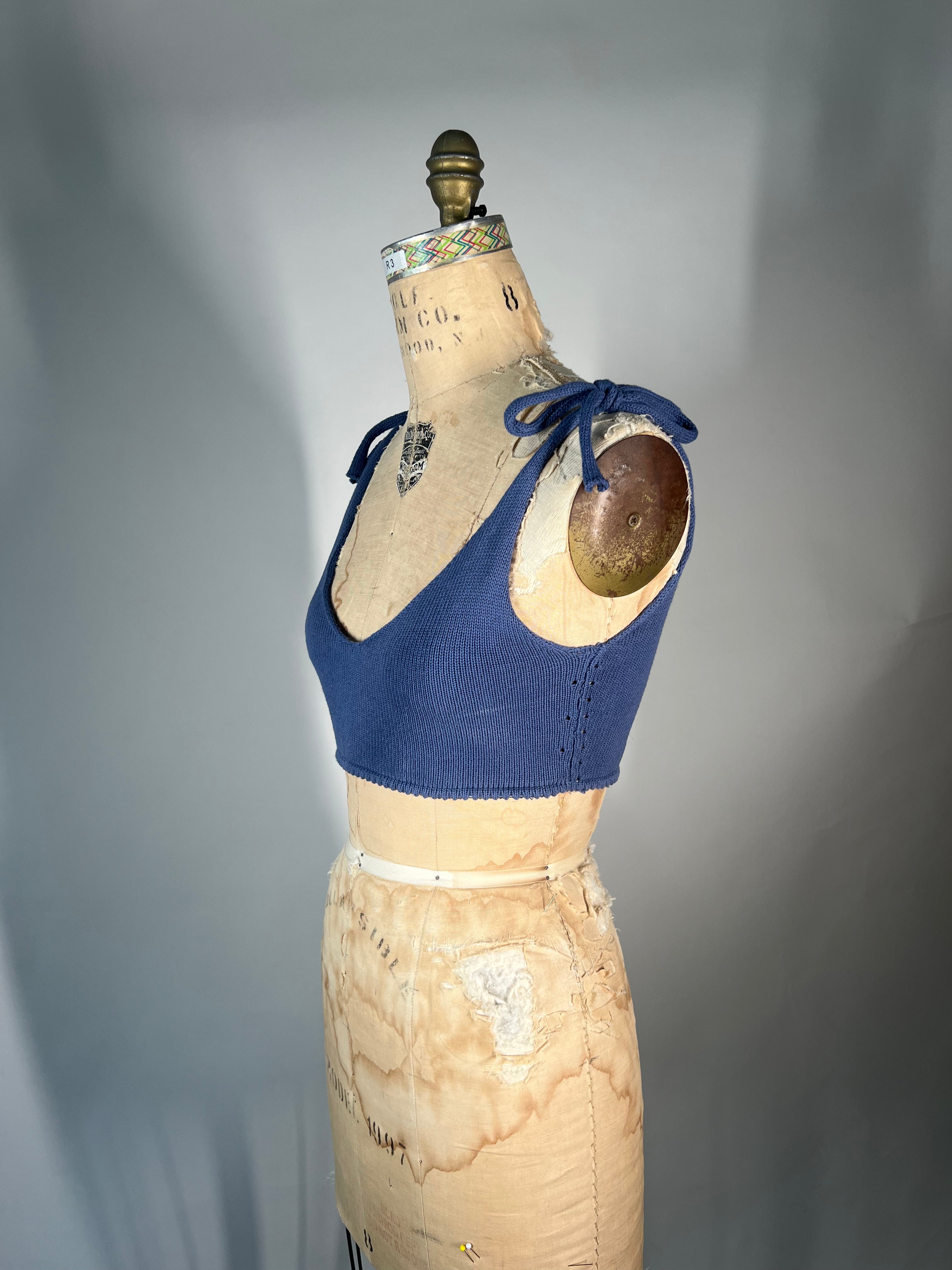 Reversible shoulder tie bra top